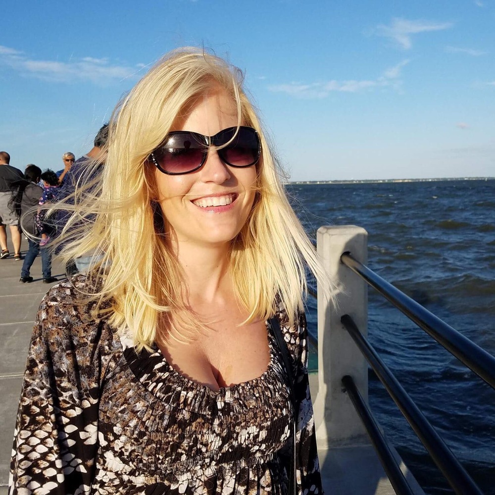 Meet your Posher, Addrianne